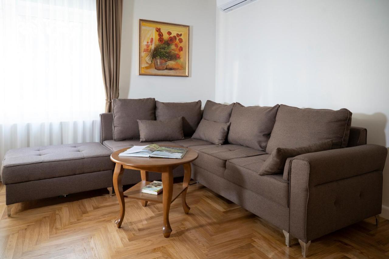 Villa Acacia Kaunas Exteriör bild